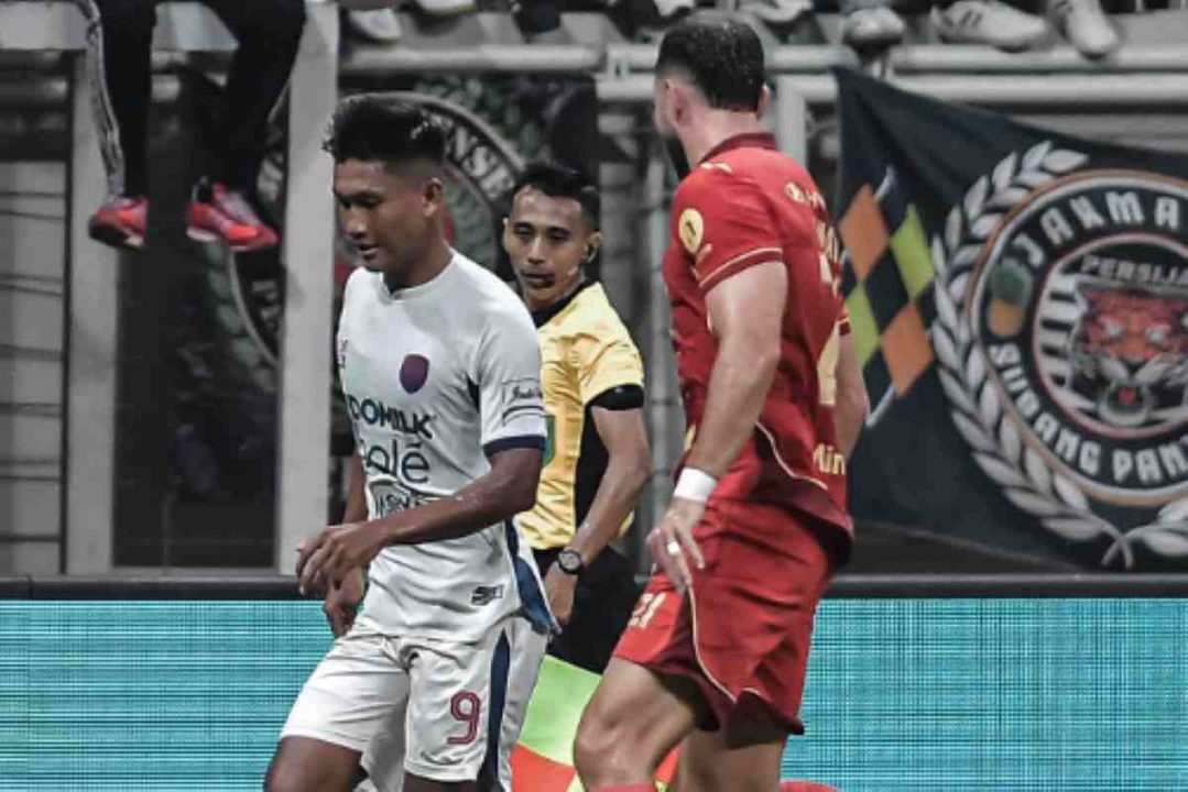 Persija Hancurkan Persita 4-0!