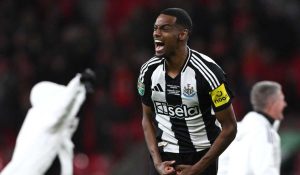 BOM! Liverpool Pecahkan Rekor Transfer Demi Isak!