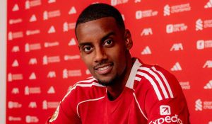 Isak: Rp 2,77 Triliun &  Noda Hitam di St. James' Park?