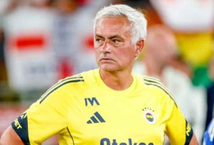 Mourinho Kembali ke Benfica? Negosiasi Rahasia Terkuak!