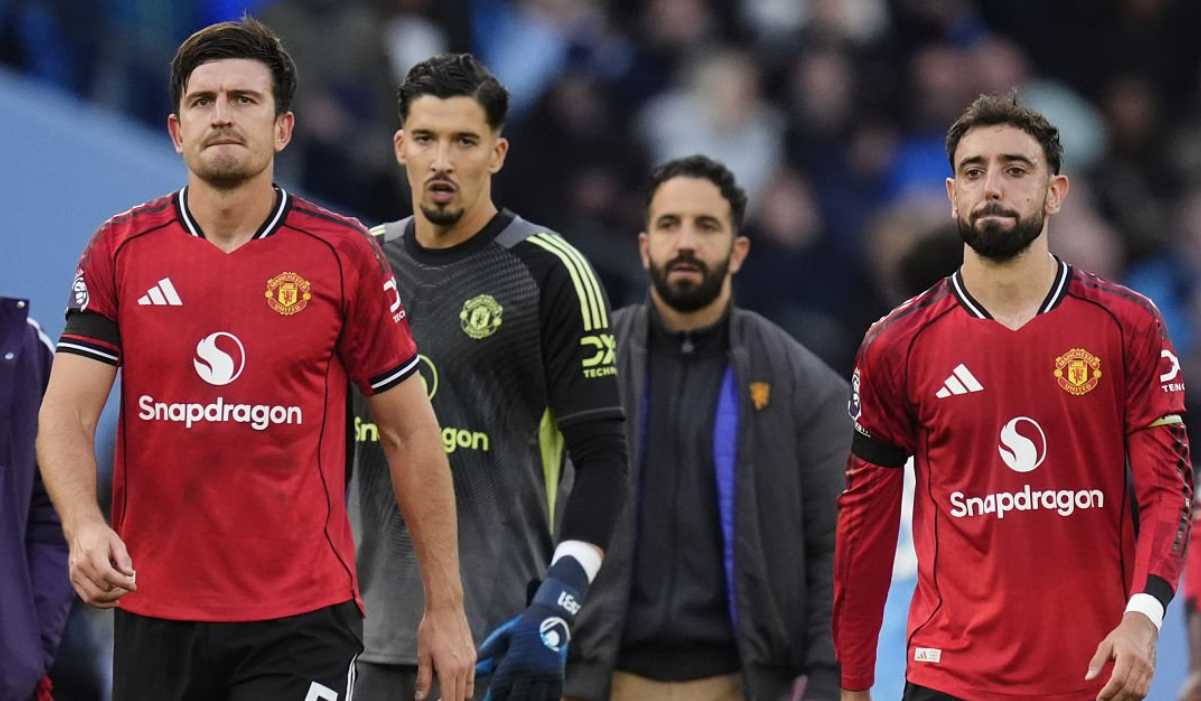 Setan Merah Tajir, Tapi Transfer Januari Tetap Mampet! 1 Setan Merah Tajir, Tapi Transfer Januari Tetap Mampet!