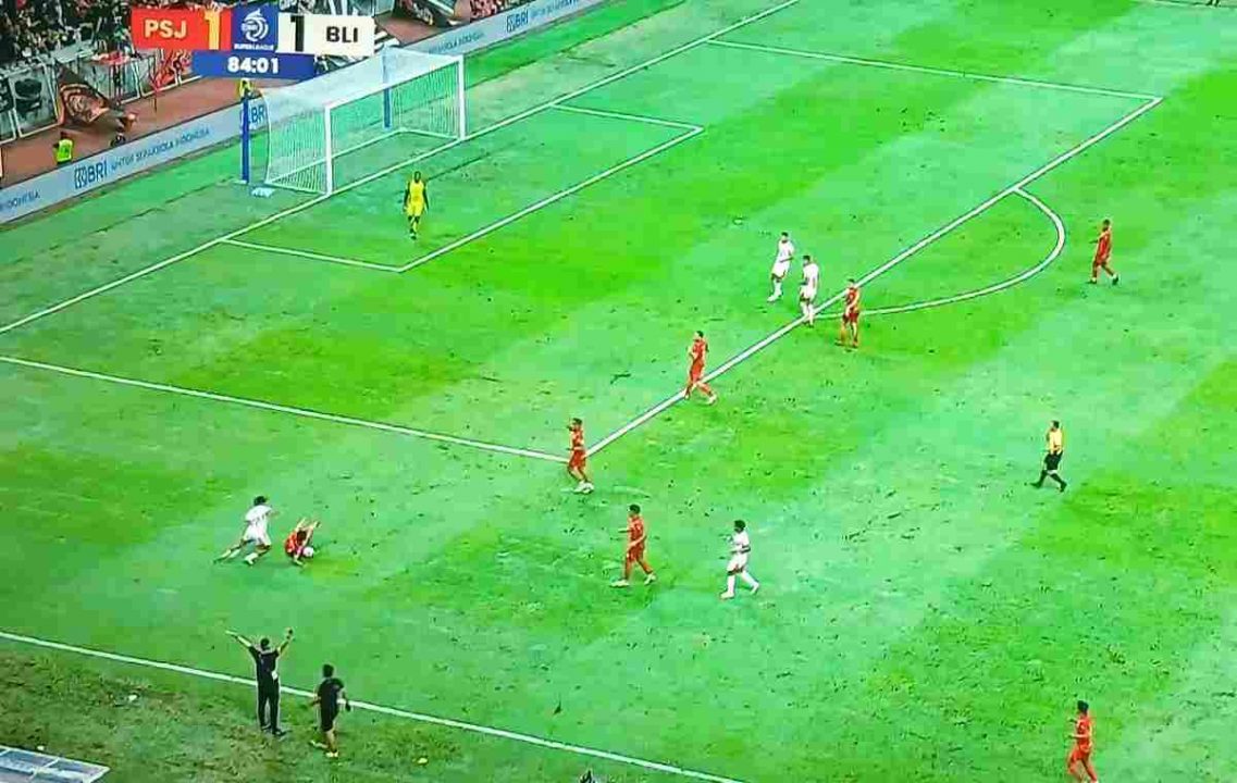 Dramatis! Persija dan Bali United Berbagi Poin di JIS