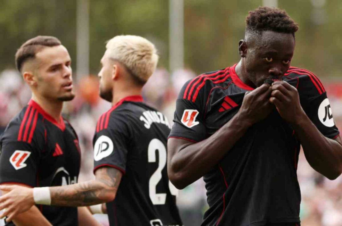 Adams Optimis! Sevilla Siap Kejutkan Barcelona? 1 Adams Optimis! Sevilla Siap Kejutkan Barcelona?