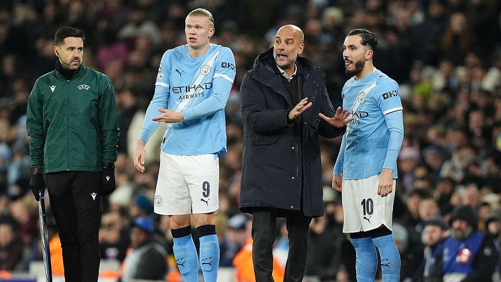 Man City Tumbang! Rotasi Ekstrem Guardiola Jadi Biang Kerok?