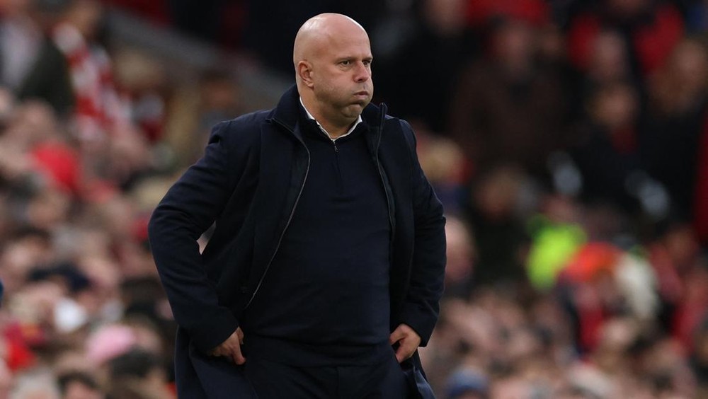 Isak Cedera, Slot Belum Pikirkan Cari Penggantinya