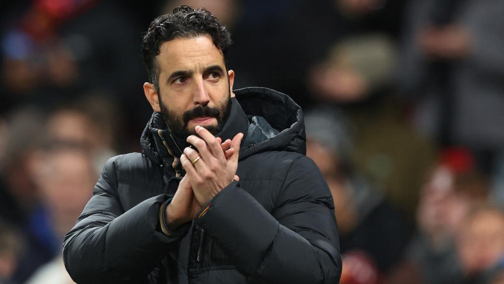 Amorim Ubah Formasi Bukan Karena Tekanan Pihak Luar!