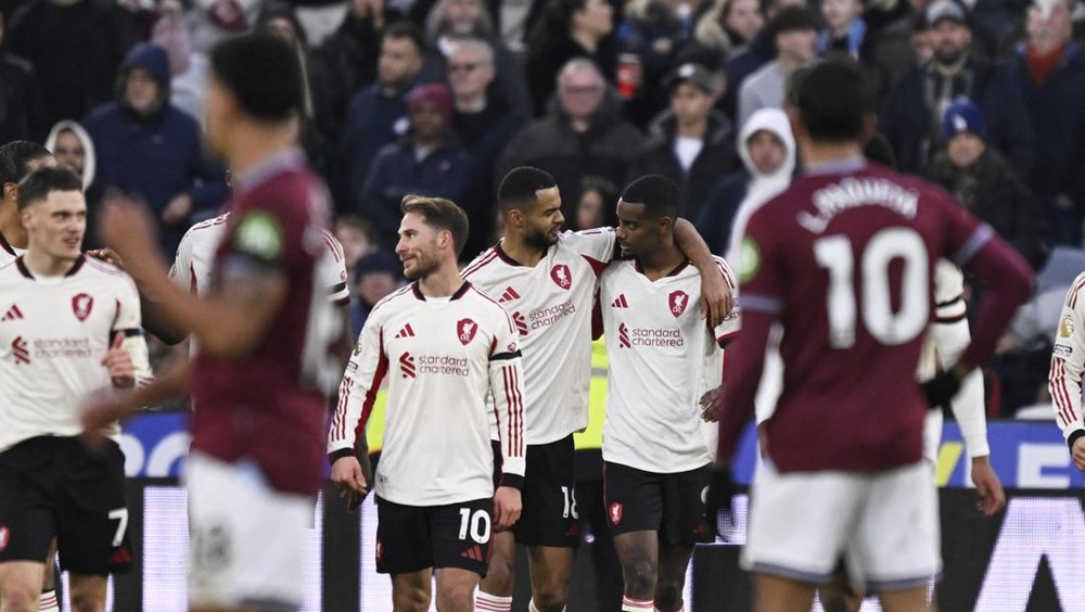 Liverpool Bangkit! Akhiri Mimpi Buruk di London