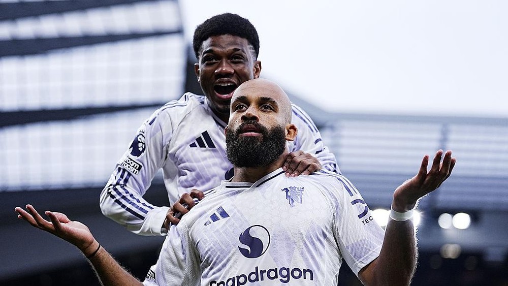 SportsZam - Bryan Mbeumo, penyerang Manchester United, akan menghadapi Tottenham Hotspur di Old Trafford pada Sabtu (7/2/2025) pukul 19.30 WIB. Pertandingan ini menjadi ajang pembuktian bagi Mbeumo, yang memiliki catatan impresif melawan The Lilywhites.