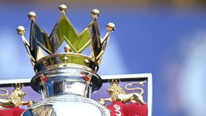 Tiga Kapten Ikonik: Siapa Raja Angkat Trofi EPL?