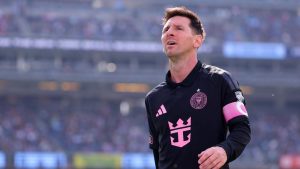 Messi Raja Free Kick! Pele Lewat, Rekor Juninho Dibidik