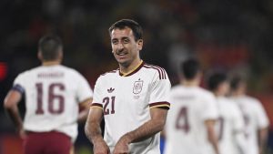 Oyarzabal Menggila! Spanyol Libas Serbia