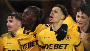 Wolves Bangkit! Villa & Liverpool Jadi Korban