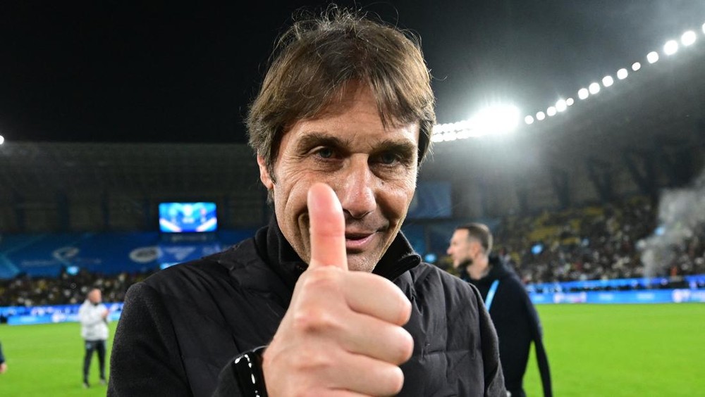 Conte Kode Keras: Siap Latih Italia Lagi?! 1 Conte Kode Keras: Siap Latih Italia Lagi?!