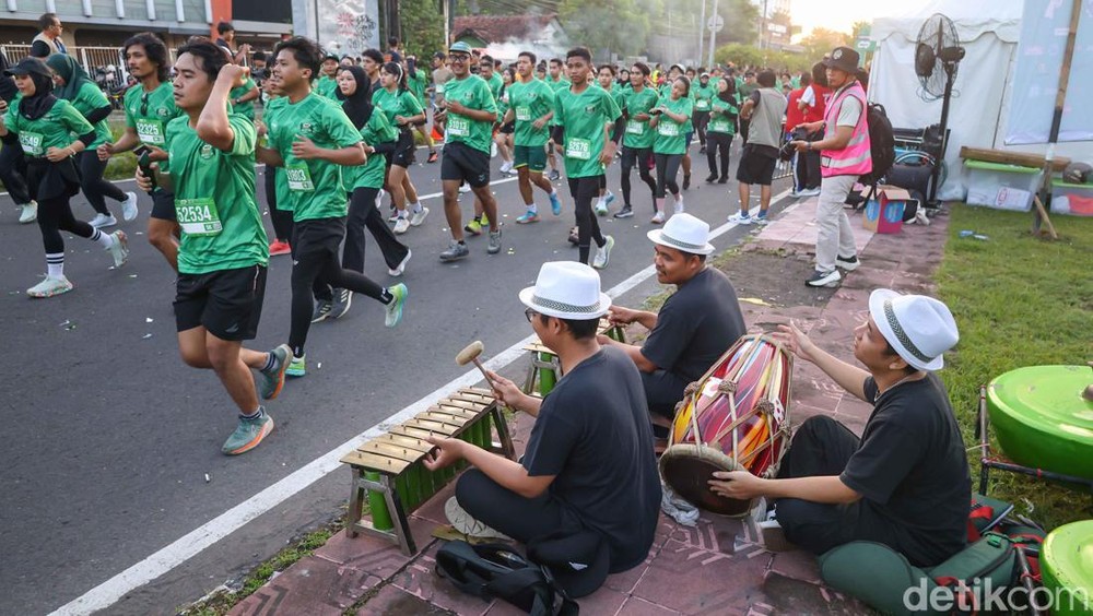 Yogyakarta Bergetar! Ribuan Pelari Padati Lomba Lari 2026!