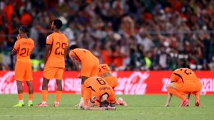Belanda Kok Bertahan, Meneer?