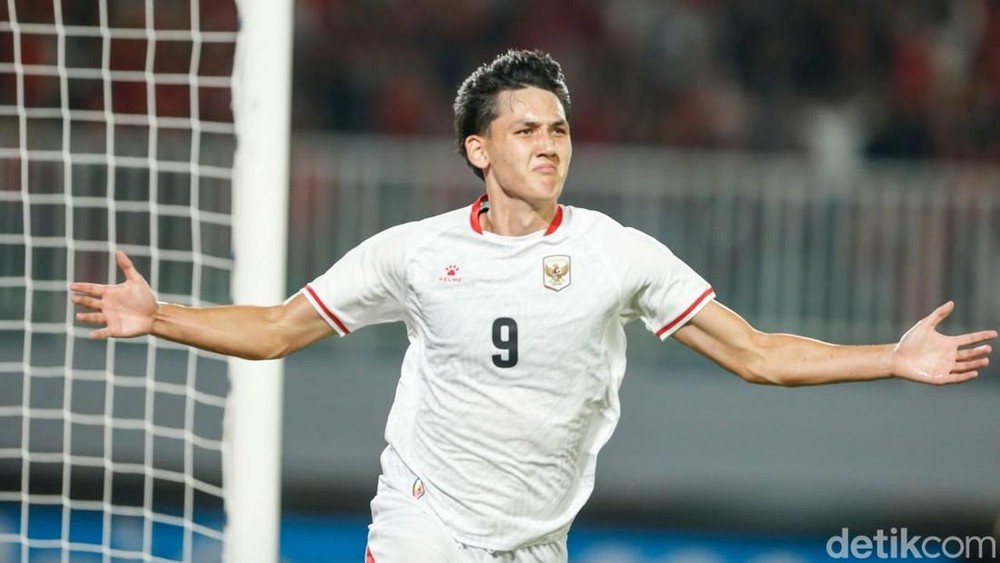Wonderkid Indonesia Gemparkan AFF! Rekornya Bikin Vietnam Melongo!