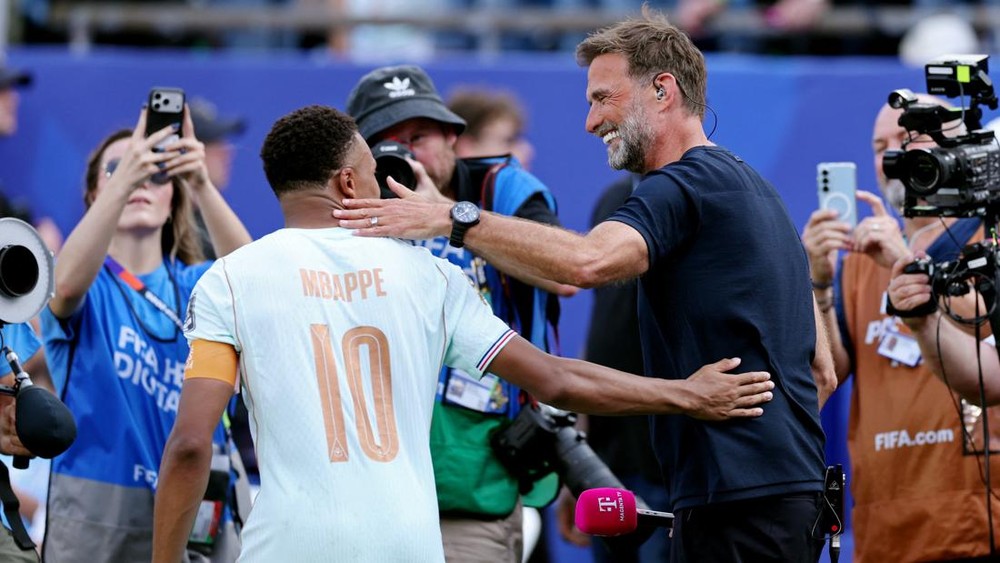 Klopp Ungkap Drama Jet Pribadi Liverpool Kejar Mbappe! 1 Klopp Ungkap Drama Jet Pribadi Liverpool Kejar Mbappe!