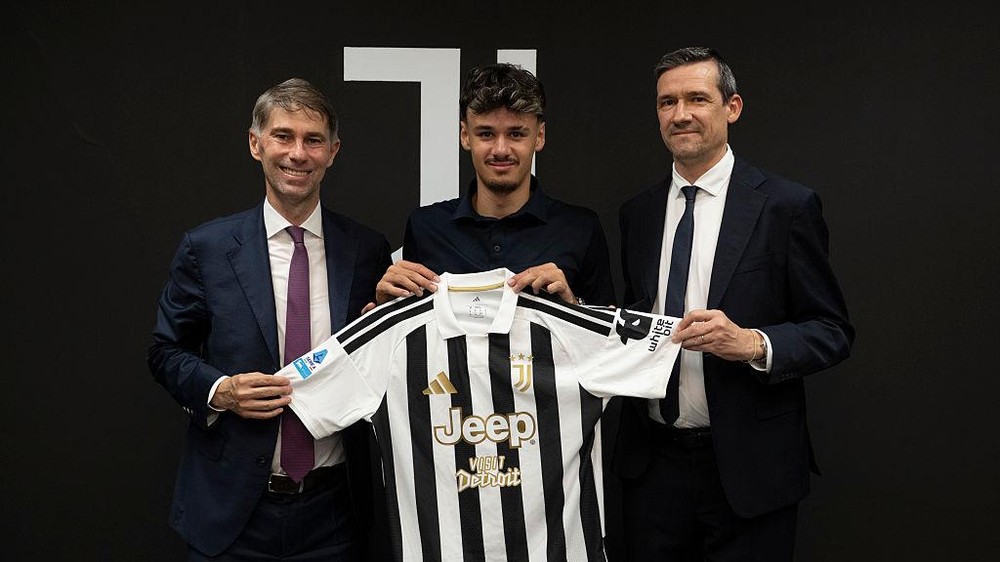 Wonderkid 40 Juta Euro Merapat! Alajbegovic Siap Guncang Serie A 1 Wonderkid 40 Juta Euro Merapat! Alajbegovic Siap Guncang Serie A