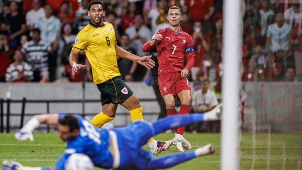 Drama VAR! Gol Ronaldo Dicoret, Portugal Tetap Perkasa! 1 Drama VAR! Gol Ronaldo Dicoret, Portugal Tetap Perkasa!
