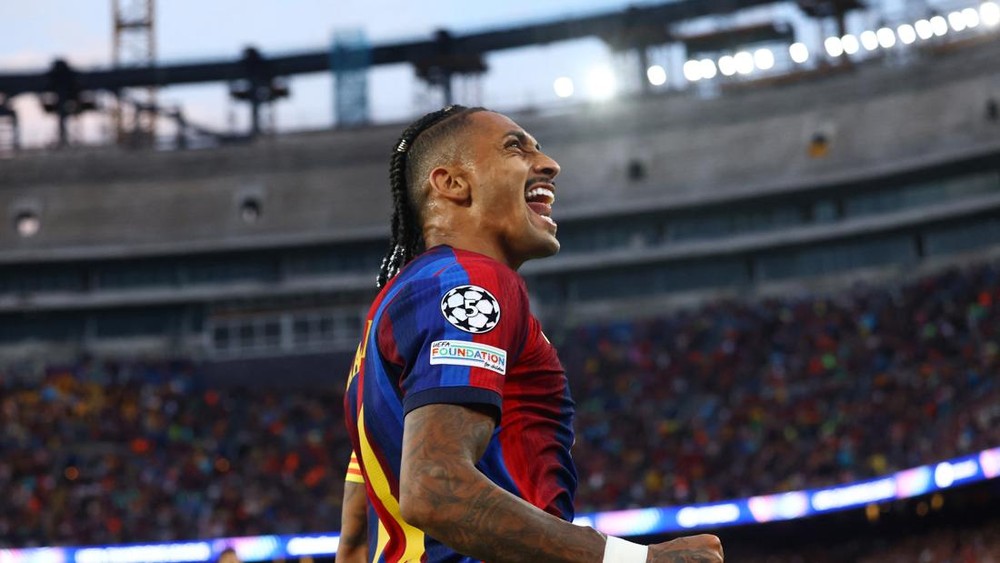 Raphinha: "Saya Ingin Pensiun di Barcelona!"