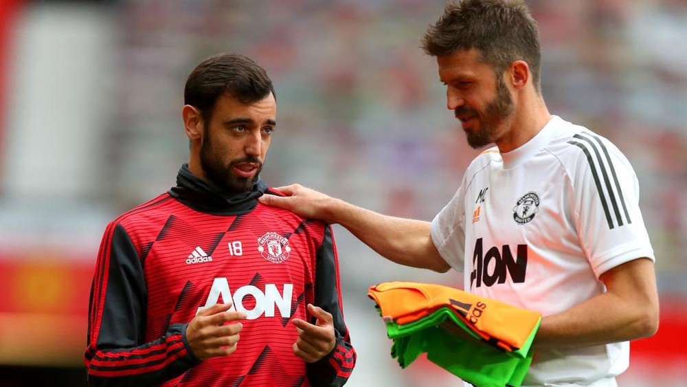 Perang Dingin Bruno-Carrick Hancurkan MU!