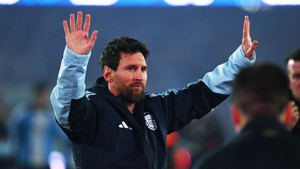 Dunia Menangis! Neymar Beri Hormat untuk Messi 1 Dunia Menangis! Neymar Beri Hormat untuk Messi