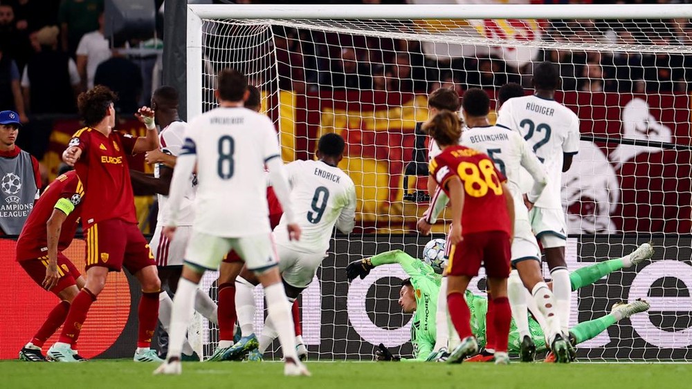 Drama 7 Gol! Madrid Bungkam Roma di Menit Akhir 1 Drama 7 Gol! Madrid Bungkam Roma di Menit Akhir