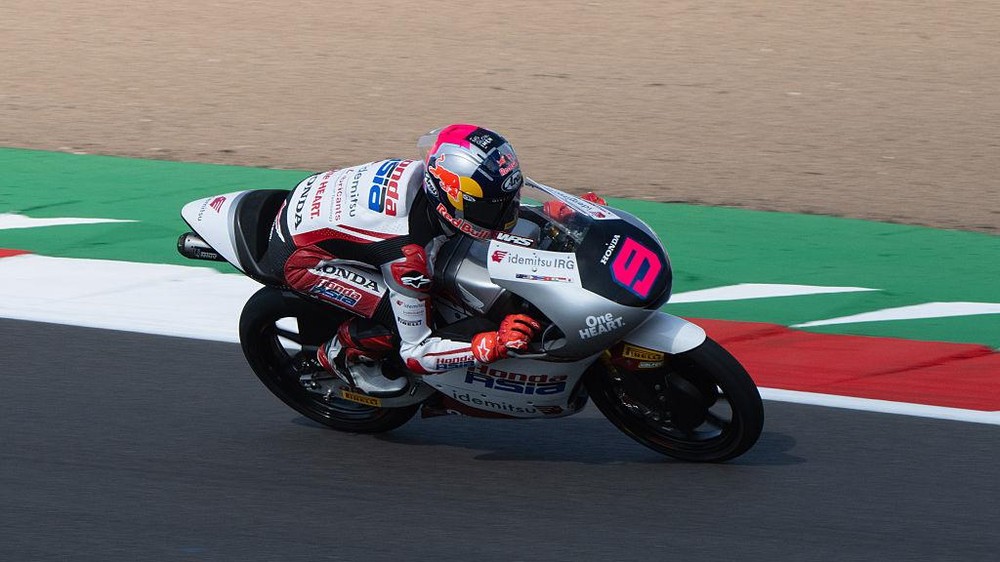 Veda Ega Cetak Sejarah di Moto3 Australia! 1 Veda Ega Cetak Sejarah di Moto3 Australia!